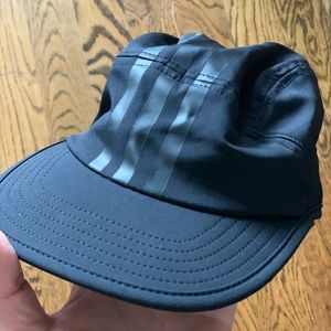 Used adidas 5 panel running cap